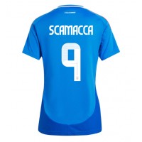 Camisa de Futebol Itália Gianluca Scamacca #9 Equipamento Principal Mulheres Europeu 2024 Manga Curta